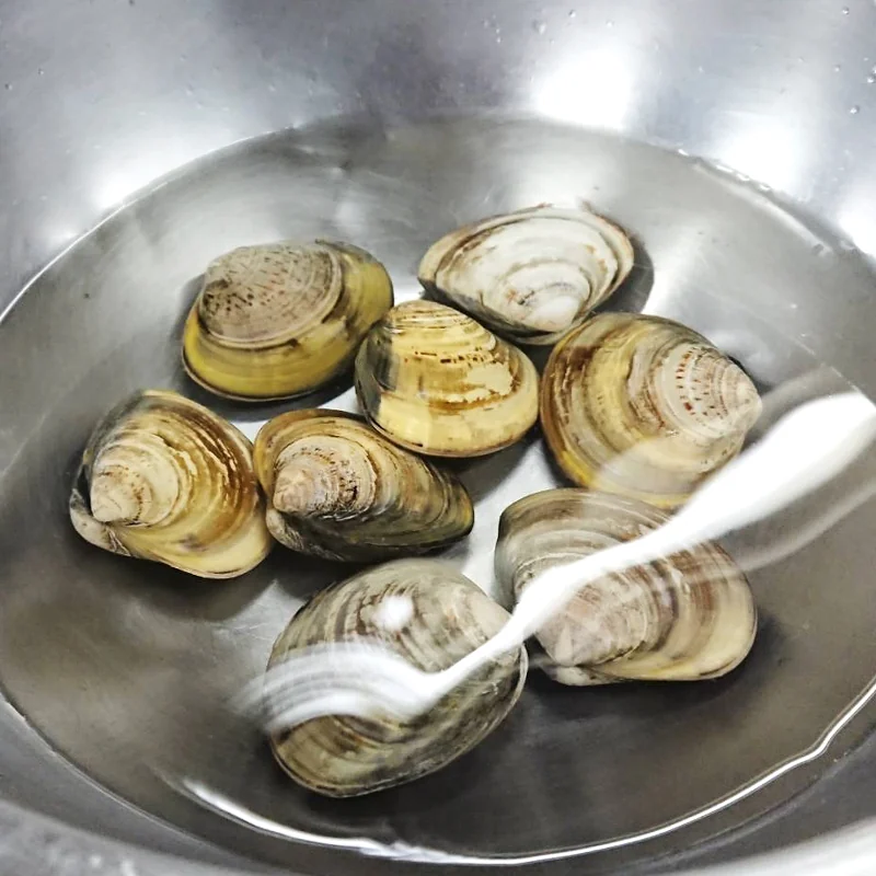 スナップえんどうと蛤のわさび漬ディップ