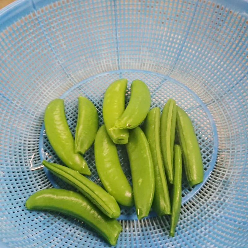 スナップえんどうと蛤のわさび漬ディップ