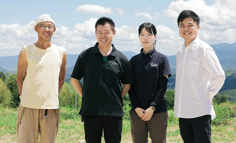 杉浦さん、鍵本社長、中川さん、山本社長