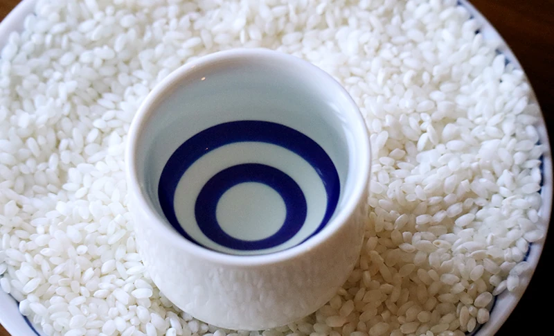 採れたての艶やかな新米を新酒に醸す