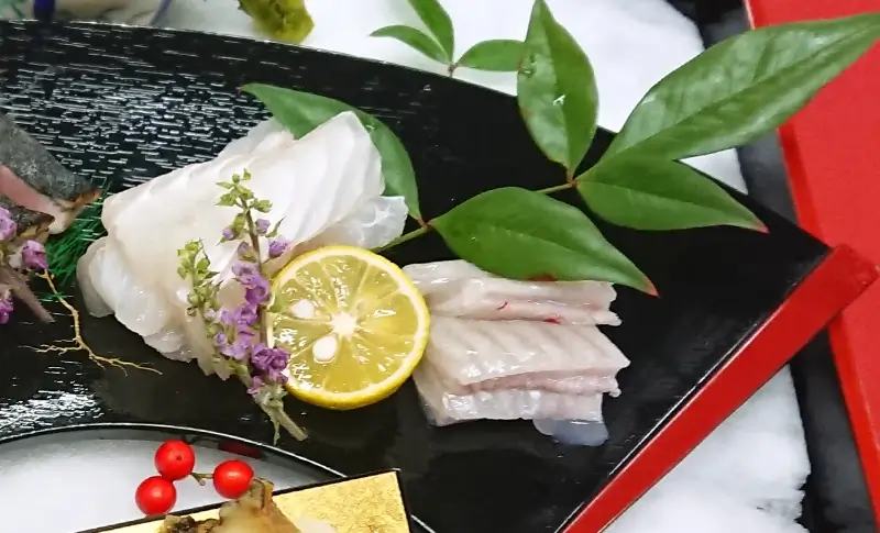 寒平目昆布締め