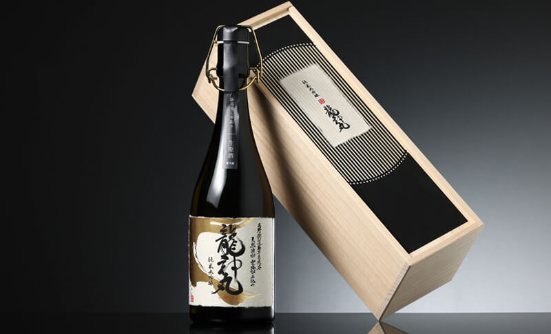 箱とボトル
